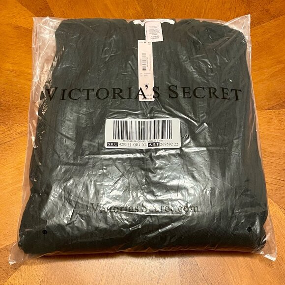 Victoria's Secret Luxe Crème Ribbed Knit Cardigan/Dress XLarge - Black - NWT - Picture 4 of 6